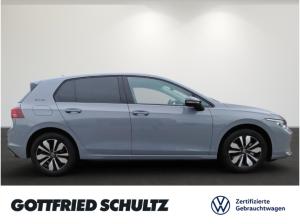 Volkswagen Golf VIII GOAL TSI AHK NAVI SITZHEIZUNG EINPARKHILFE