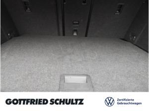 Volkswagen Golf VIII GOAL TSI AHK NAVI SITZHEIZUNG EINPARKHILFE