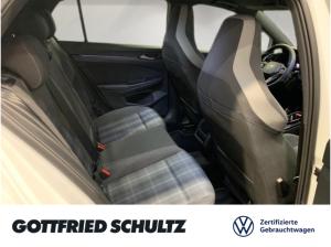 Volkswagen Golf VIII GTD DSG NAVI SITZHEIZUNG EINPARKHILFE LED
