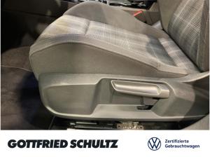 Volkswagen Golf VIII GTD DSG NAVI SITZHEIZUNG EINPARKHILFE LED