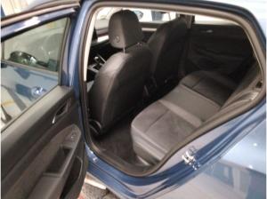 Volkswagen Golf 1.5 TSI - AHK LED PDC ACC HUD LM SHZ NAVI AREA VIEW