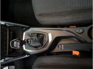 Peugeot 208 STYLE Benzin 100 +Sitzheizung+Sensoren hinten+