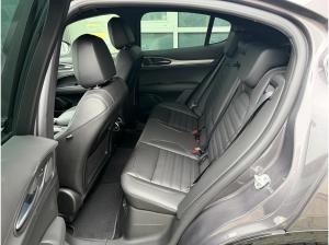 Alfa Romeo Stelvio 2.0 Turbo 16V Q4 AT Veloce Abholung Mannheim