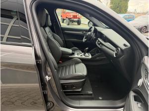 Alfa Romeo Stelvio 2.0 Turbo 16V Q4 AT Veloce Abholung Mannheim