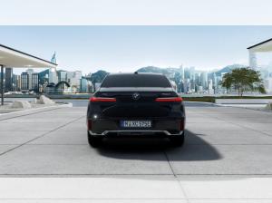 BMW 750 e xDrive Limo M Sport || DrivingAssProf 360°