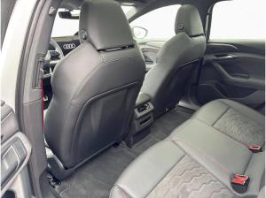 Audi A6 e-tron Avant - S line - AHK - B&O - Matrix -