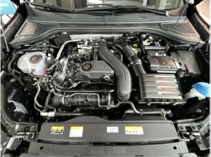 Volkswagen Passat 1.5 eTSI DSG Business SOFORT VERFÜGBAR Premium AHK ProMax IQ.Drive DCCPro Winterräder