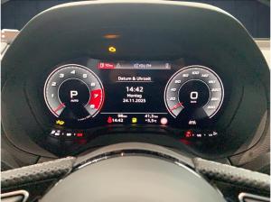 Audi SQ2 (GAG)