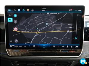 Volkswagen Passat R-Line 1,5 l eHybrid DSG Navi Harman AHK