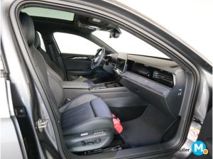 Volkswagen Passat R-Line 1,5 l eHybrid DSG Navi Harman AHK