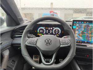 Volkswagen Passat R-Line "Signature" 1.5 eHybrid DSG !! voll !! *Pano*AHK*WKR*