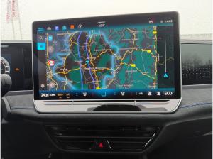 Volkswagen Passat R-Line "Signature" 1.5 eHybrid DSG !! voll !! *Pano*AHK*WKR*