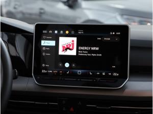 Volkswagen Golf VIII 1.5TSi Life AHK ACC LED Sitzheiz. Alu Parkpilot