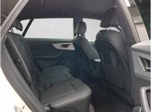Audi Q8 S-Line Business TFSIe quattro 290kW (UPE:103.610€)