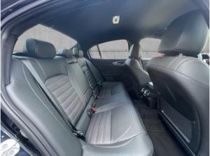Alfa Romeo Giulia Intensa Q4 2.0 PDC+KAMERA+CARPLAY+SHZ