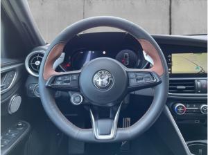 Alfa Romeo Giulia Intensa Q4 2.0 PDC+KAMERA+CARPLAY+SHZ