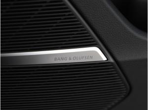 Audi Q7 Quattro 	 2 x S line Business HD-Matrix AHK Luft Pano