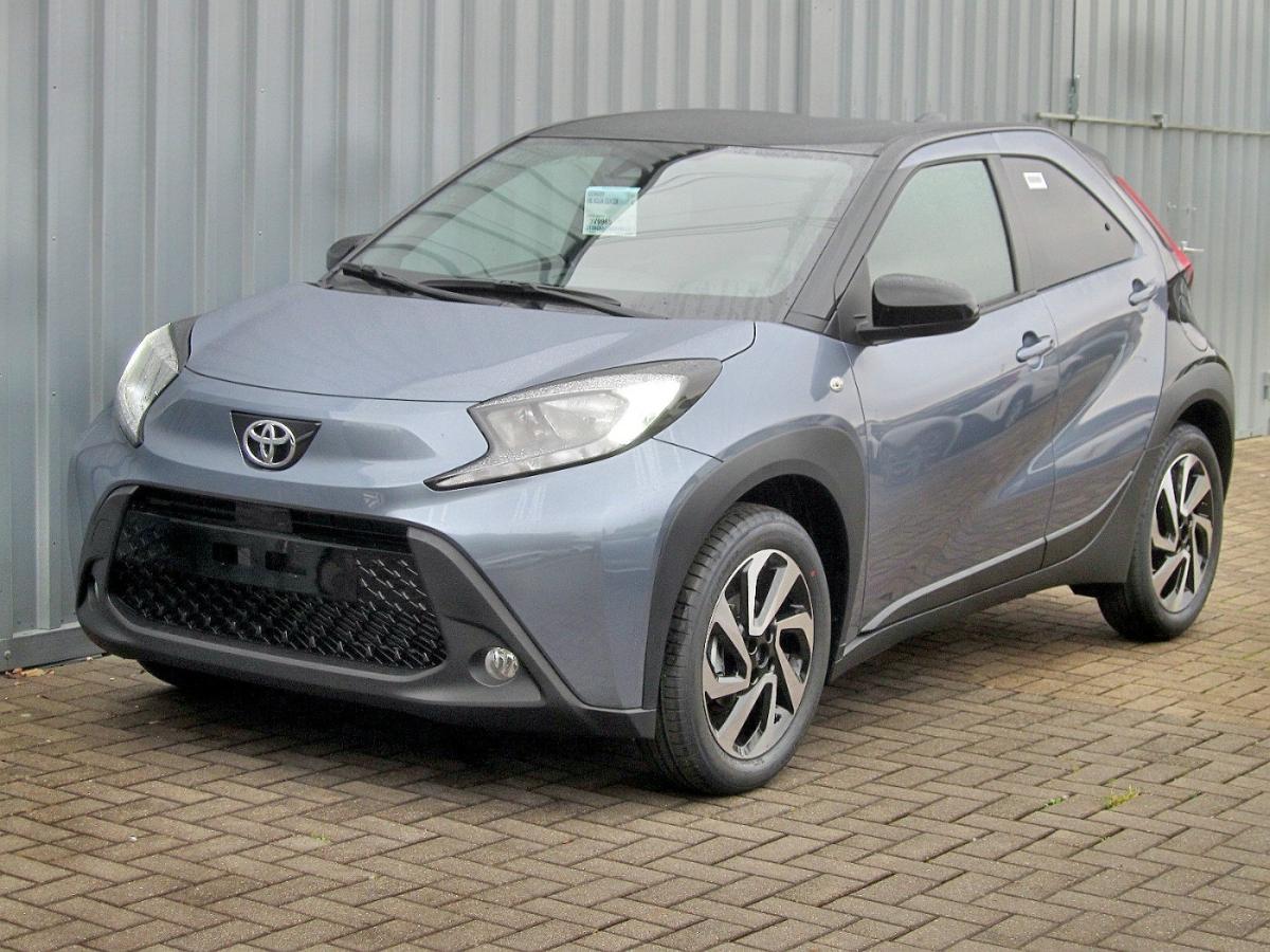 Toyota Aygo X 1,0 l Teamplayer