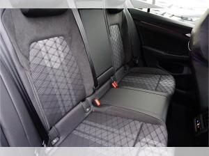 Volkswagen Golf R-Line 1,5 eTSI - 7-Gang-DSG