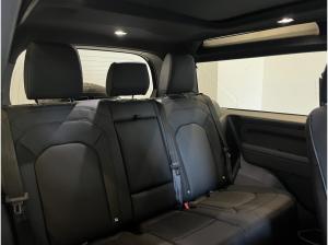 Land Rover Defender 90 D250 X-Dynamic SE