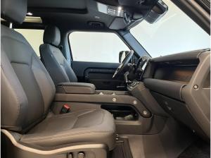 Land Rover Defender 90 D250 X-Dynamic SE