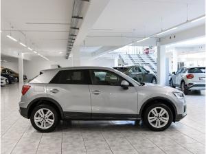 Audi Q2 advanced 30 TFSI 6-Gang Panoramdach