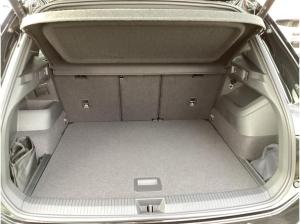 Volkswagen Tiguan R-Line *SOFORT VERFÜGBAR!* 1,5 l eTSI OPF 110 kW (150 PS) 7-Gang-Doppelkupplungsgetriebe DSG