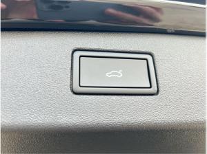 Volkswagen Tiguan R-Line 1.5 eTSI DSG SOFORT VERFÜGBAR!  BlackStyle AHK ParkAssist