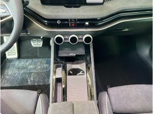 Skoda Superb Combi Sportline 4x4 2.0 TDI HUD AHK DigiC