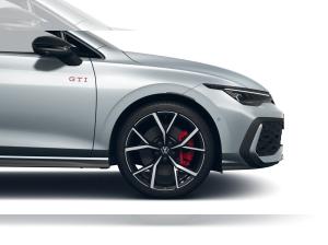 Volkswagen Golf VIII GTI 2.0 TSI DSG BlackStyle PANO Matrix-LED HeadUpDisplay Navi KeylessAccess AreaView Standheizu