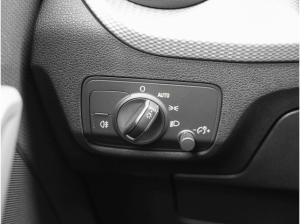 Audi Q2 35 TFSI advanced s-tronic AHK ACC Kamera Navi