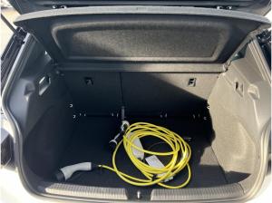 Volkswagen ID.3 Pure Performance Ganzjahresreifen+NAVI+LED