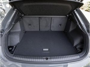 Audi Q3 35 TFSI S tronic AHK Navi LED Ganzjahresreifen