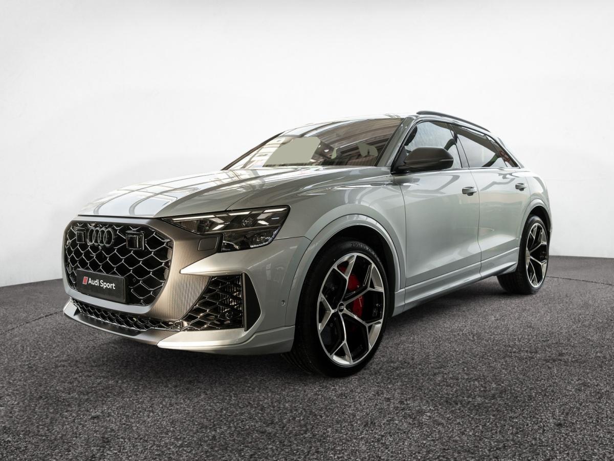 Audi RS Q8 performance Carbon 305kmh B&O Winterreifen UPE 219.295€