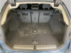 BMW 320 320i Touring - SONDERAKTION - inkl. 8-fach Bereifung