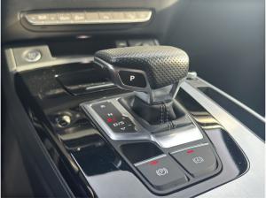 Audi Q5 40 TDI quattro S-tronic S-Line Matrix Virtual Cockpit ACC Navi AHK
