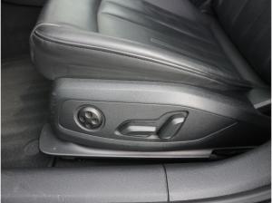 Audi A4 Avant S line 40 TDI quattro S tronic ACC*CARPLA*RFK