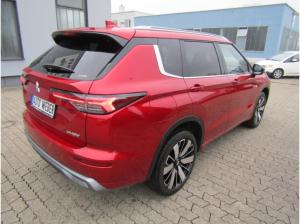 Mitsubishi Outlander Plug-in Hybrid 2.4L TOP AHK NAVI LEDER SHZ ACC PDC RFK PANORAMA