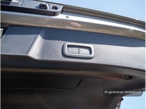 Volvo XC40 Plus Dark B3 Kamera Soundsystem  LED-Scheinwerfer Navi elektr. HeckklappeTageszulassung SOFORT VERFÜ