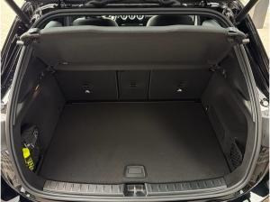 Mercedes-Benz GLA 180 d Progressive Distronic Panorama 360°-K.