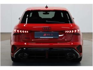 Audi RS3 Sportback TFSI quattro 280 km/h