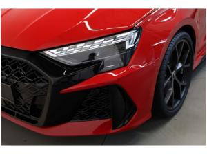 Audi RS3 Sportback TFSI quattro 280 km/h