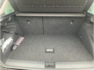 Skoda Kamiq Balance 1.5 DSG AHK RFK PDC ACC MUFO