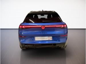 Volkswagen T-Roc R-Line 1.5l eTSI DSG IQ.LIGHT,PDC,NAVI,ACC,HuD