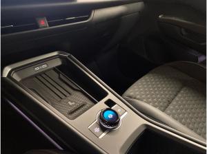 Volkswagen T-Roc R-Line 1.5l eTSI DSG IQ.LIGHT,PDC,NAVI,ACC,HuD