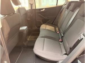 Ford Focus TITANIUM X WINTER-FAHRER-EASYPARKING-PAKET