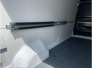 Renault Master dCi150 L3H2 BOTT-Innenausbau Navigation