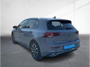 Volkswagen Golf VIII Active 1.5 TSI LED HUD KAM STANDHZG