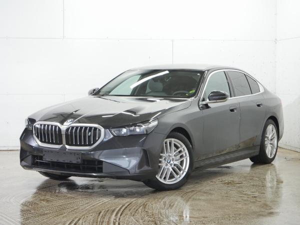 Abbildung Leasingangebot BMW i5