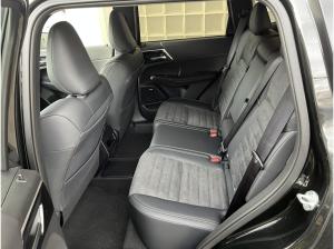 Mitsubishi Outlander 2.4 PHEV 4WD Intro